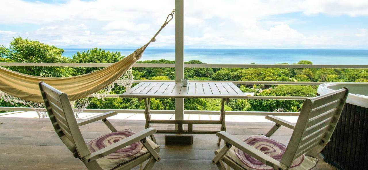Funky Monkey Lodge Playa Santa Teresa  Exterior foto