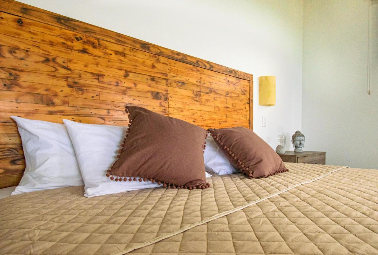 Funky Monkey Lodge Playa Santa Teresa  Exterior foto