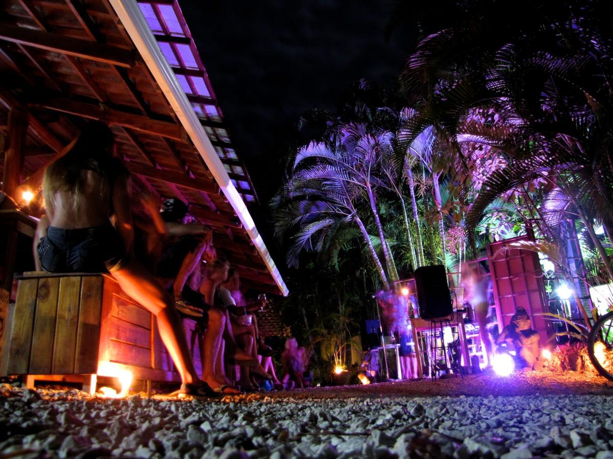 Funky Monkey Lodge Playa Santa Teresa  Exterior foto